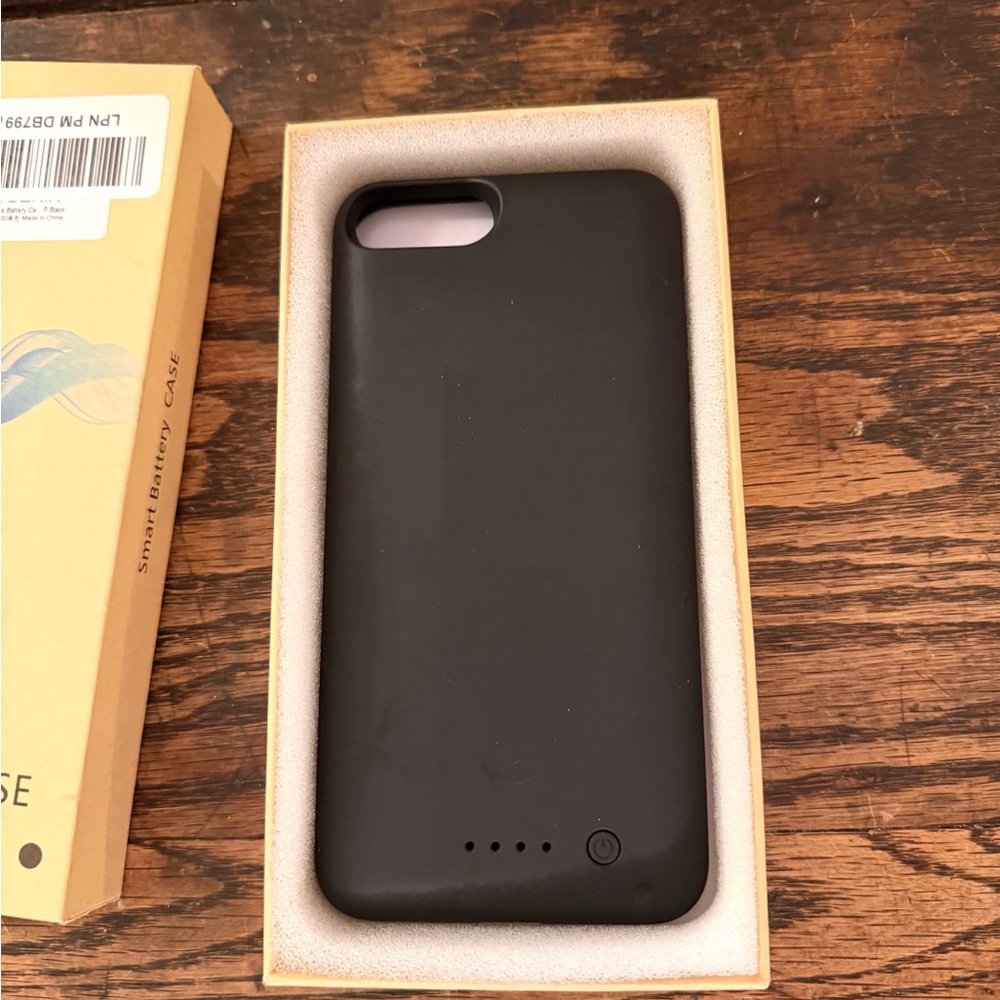 Smart Battery Case for iPhone 6 Plus NWOT